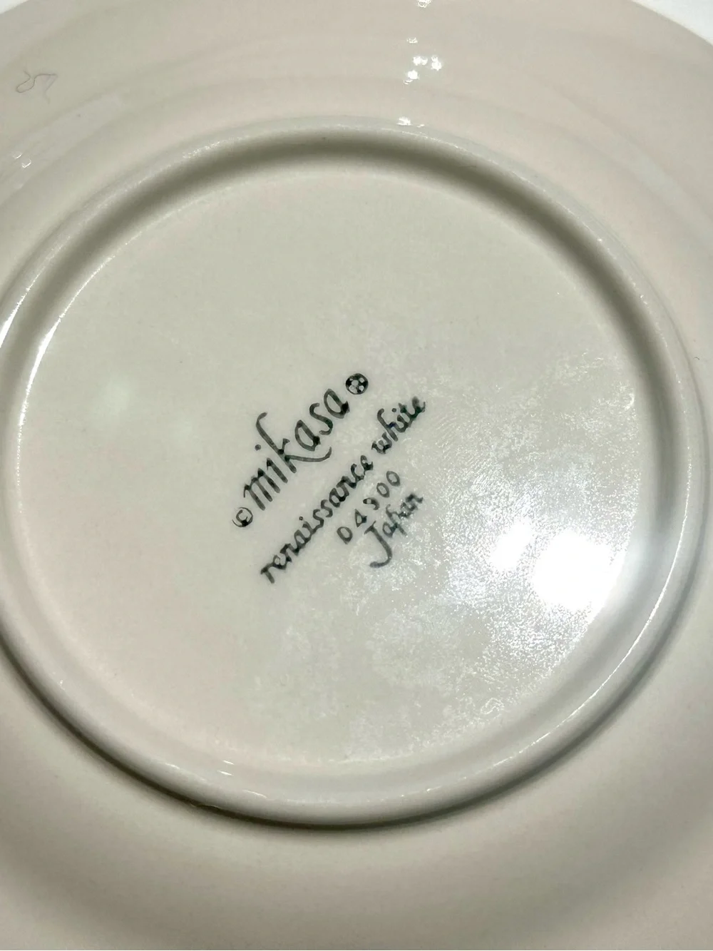 4 Mikasa Renaissance White Embossed Porcelain Saucers 6.5” - Classic Home Dining